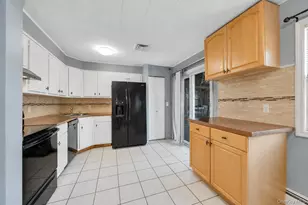 12 Handy Ln, Medford, NY 11763 - Photo 23
