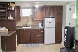 66-71 74th St, Middle Village, NY 11379 - Photo 25