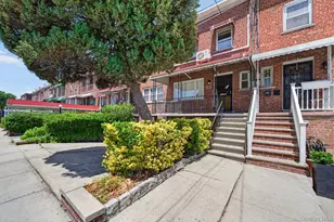 1061 E 218th St, Bronx, NY 10469 - Photo 15
