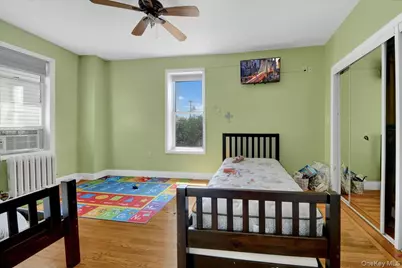 227 Calhoun Avenue, Bronx, NY 10465 - Photo 13