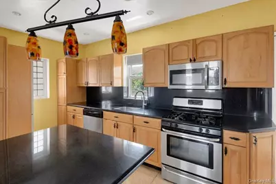 227 Calhoun Avenue, Bronx, NY 10465 - Photo 3