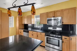 227 Calhoun Ave, Bronx, NY 10465 - Photo 3