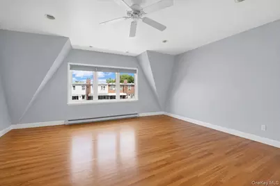 227 Calhoun Avenue, Bronx, NY 10465 - Photo 11