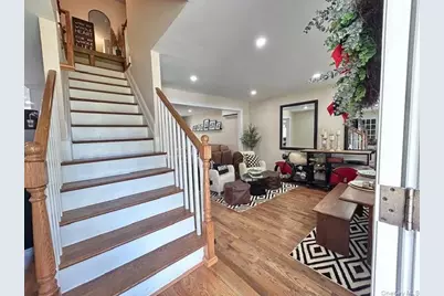 32 Morris Avenue, Patchogue, NY 11772 - Photo 11