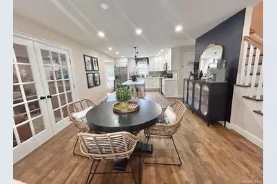 32 Morris Avenue, Patchogue, NY 11772 - Photo 17