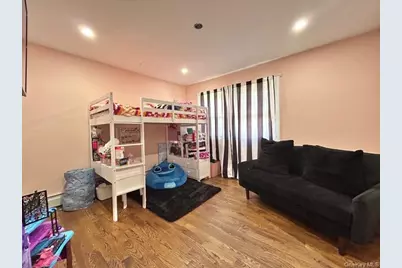 32 Morris Avenue, Patchogue, NY 11772 - Photo 29