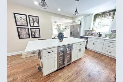 32 Morris Avenue, Patchogue, NY 11772 - Photo 3