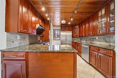 166-04 22nd Avenue, Whitestone, NY 11357 - Photo 9