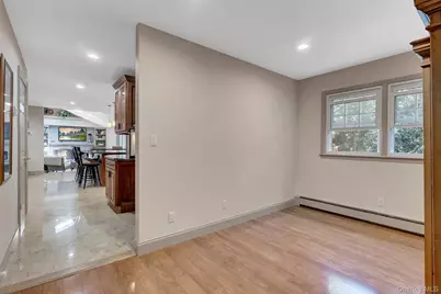 24 Fox Road, East Setauket, NY 11733 - Photo 15