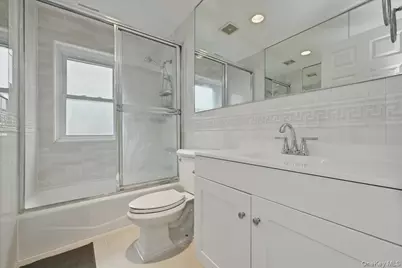 7 Laurel Lane, Old Westbury, NY 11568 - Photo 37