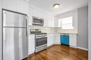 20-13 124th St, College Point, NY 11356 - Photo 5