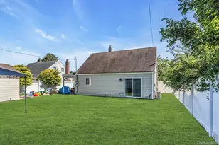 51 Butternut Ln, Levittown, NY 11756 - Photo 13