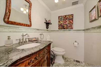 6 Geoffrey Lane, Hewlett, NY 11557 - Photo 9