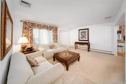 14 Beech Court, Malverne, NY 11565 - Photo 3