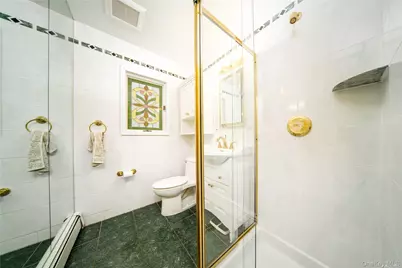 14 Beech Court, Malverne, NY 11565 - Photo 15