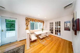 14 Beech Ct, Malverne, NY 11565 - Photo 9
