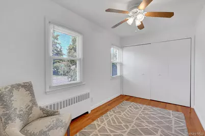 344 Tremont Road, Lindenhurst, NY 11757 - Photo 13