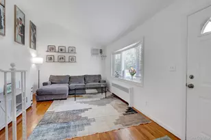 344 Tremont Rd, Lindenhurst, NY 11757 - Photo 15