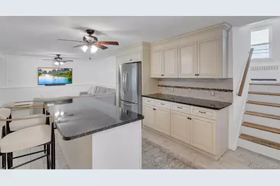 344 Tremont Road, Lindenhurst, NY 11757 - Photo 5