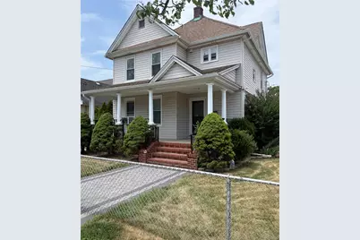 40 S Corona Avenue #2ND FLOOR, Valley Stream, NY 11580 - Photo 1