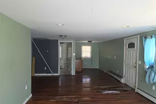 39 Kent Rd, Island Park, NY 11558 - Photo 5