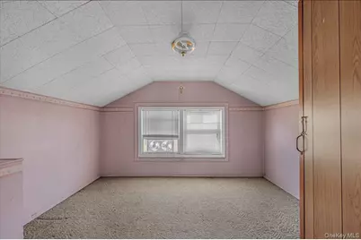 125 Sterling Road, Elmont, NY 11003 - Photo 13