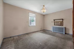 125 Sterling Rd, Elmont, NY 11003 - Photo 9