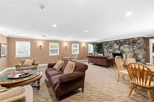 26 Jennings Ln, Woodbury, NY 11797 - Photo 27