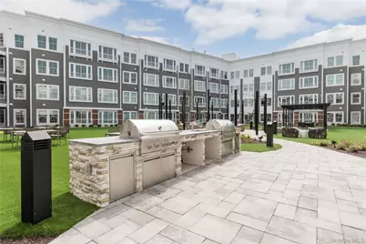 75 E Hoffman Avenue #4064, Lindenhurst, NY 11757 - Photo 7