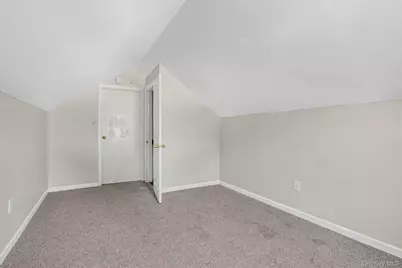 6 Broad Street, New Windsor, NY 12553 - Photo 15