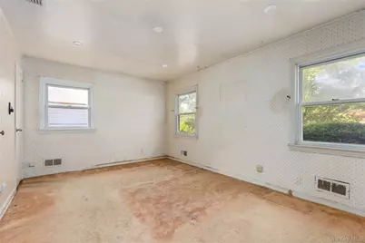 105 Hilltop Road, Ardsley, NY 10502 - Photo 23