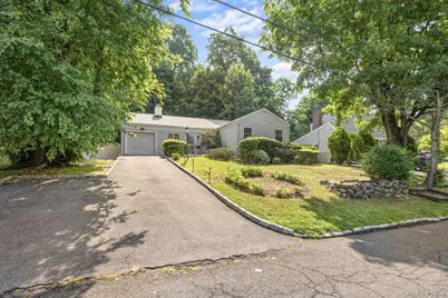 105 Hilltop Road, Ardsley, NY 10502 - Photo 3