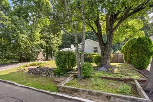 105 Hilltop Rd, Ardsley, NY 10502 - Photo 5