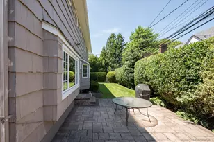 15 Huber Ct, Rockville Centre, NY 11570 - Photo 23
