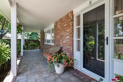 15 Huber Court, Rockville Centre, NY 11570 - Photo 3