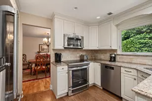 15 Huber Ct, Rockville Centre, NY 11570 - Photo 13