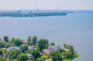 11-20 Shore Rd, Little Neck, NY 11363 - Photo 5