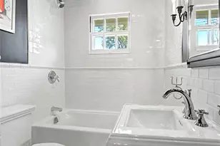 11-20 Shore Rd, Little Neck, NY 11363 - Photo 35