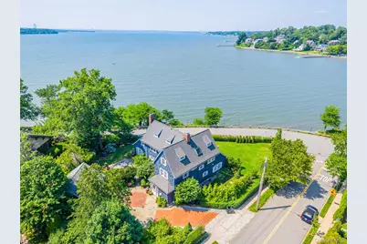 1120 Shore Road, Little Neck, NY 11363 - Photo 11