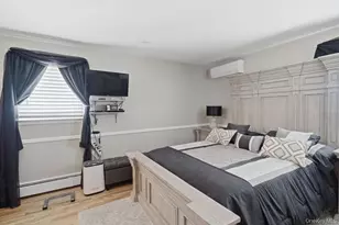 165 Meister Blvd, Freeport, NY 11520 - Photo 7