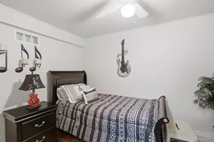 165 Meister Blvd, Freeport, NY 11520 - Photo 9
