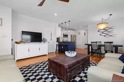 10004 Shore Front Parkway #22B, Rockaway Park, NY 11694 - Photo 5