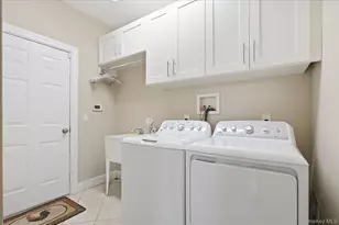 78 Ballad Ct, Eastport, NY 11941 - Photo 17