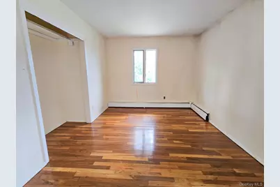 4 Broadfield Place, Glen Cove, NY 11542 - Photo 13
