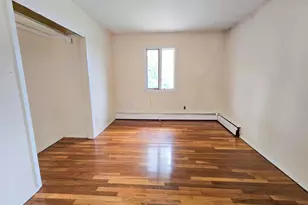 4 Broadfield Pl, Glen Cove, NY 11542 - Photo 13
