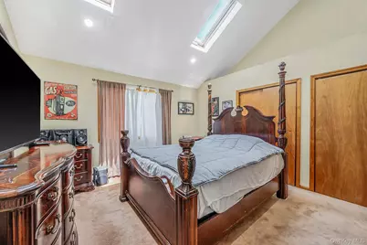 37 Champlin Street, Ronkonkoma, NY 11779 - Photo 25