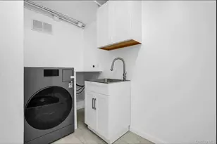 23-58 23rd St, Astoria, NY 11105 - Photo 29