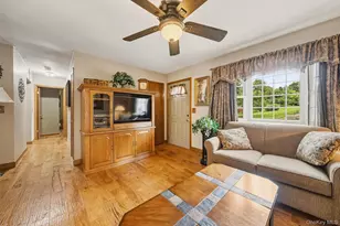 135 Weyants Ln, Newburgh, NY 12550 - Photo 9