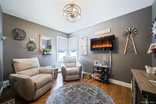 7 Farmedge Rd, Bethpage, NY 11714 - Photo 13