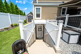 7 Farmedge Rd, Bethpage, NY 11714 - Photo 31